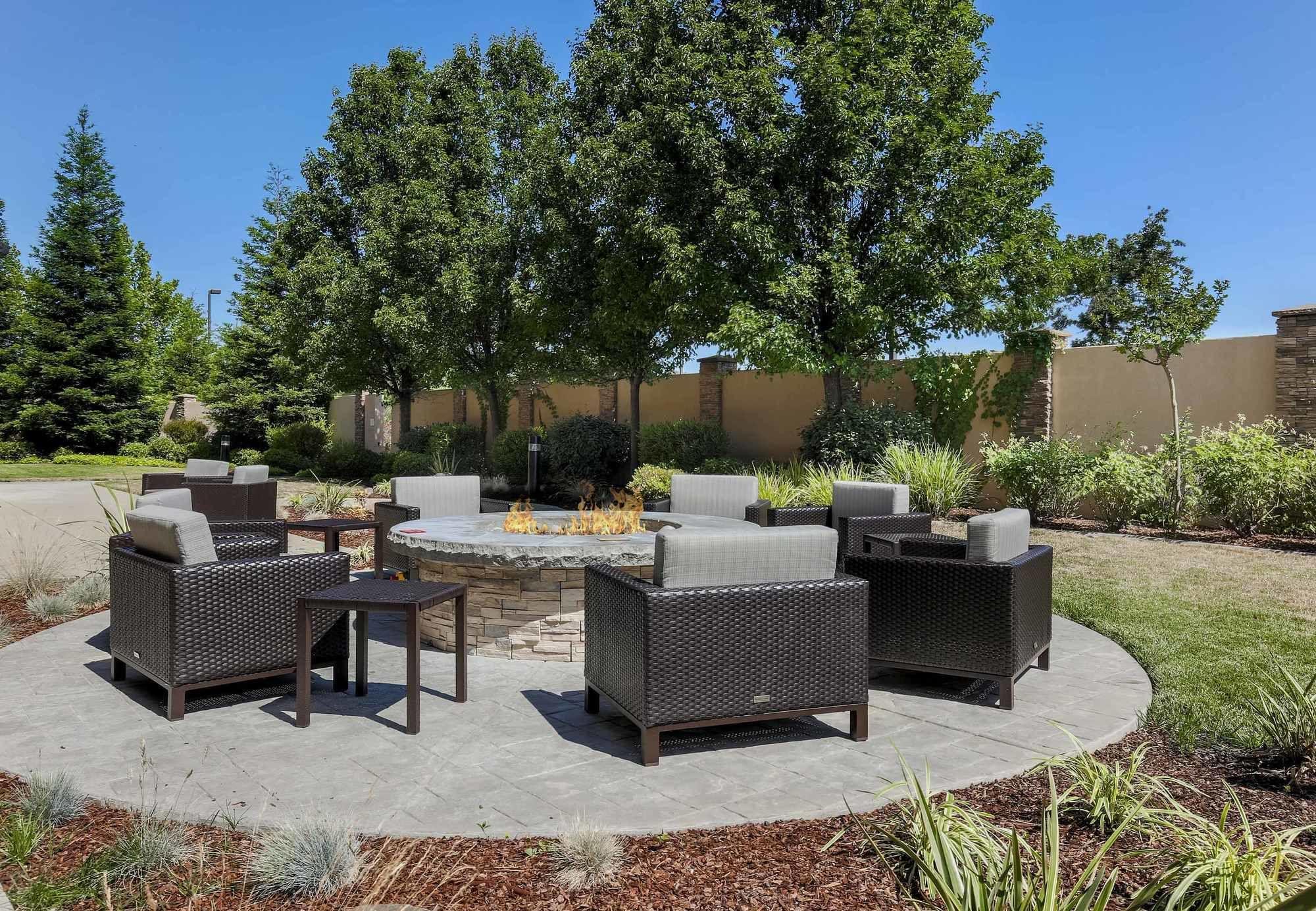 Courtyard By Marriott Roseville Galleria Mall/Creekside Ridge Drive Zewnętrze zdjęcie